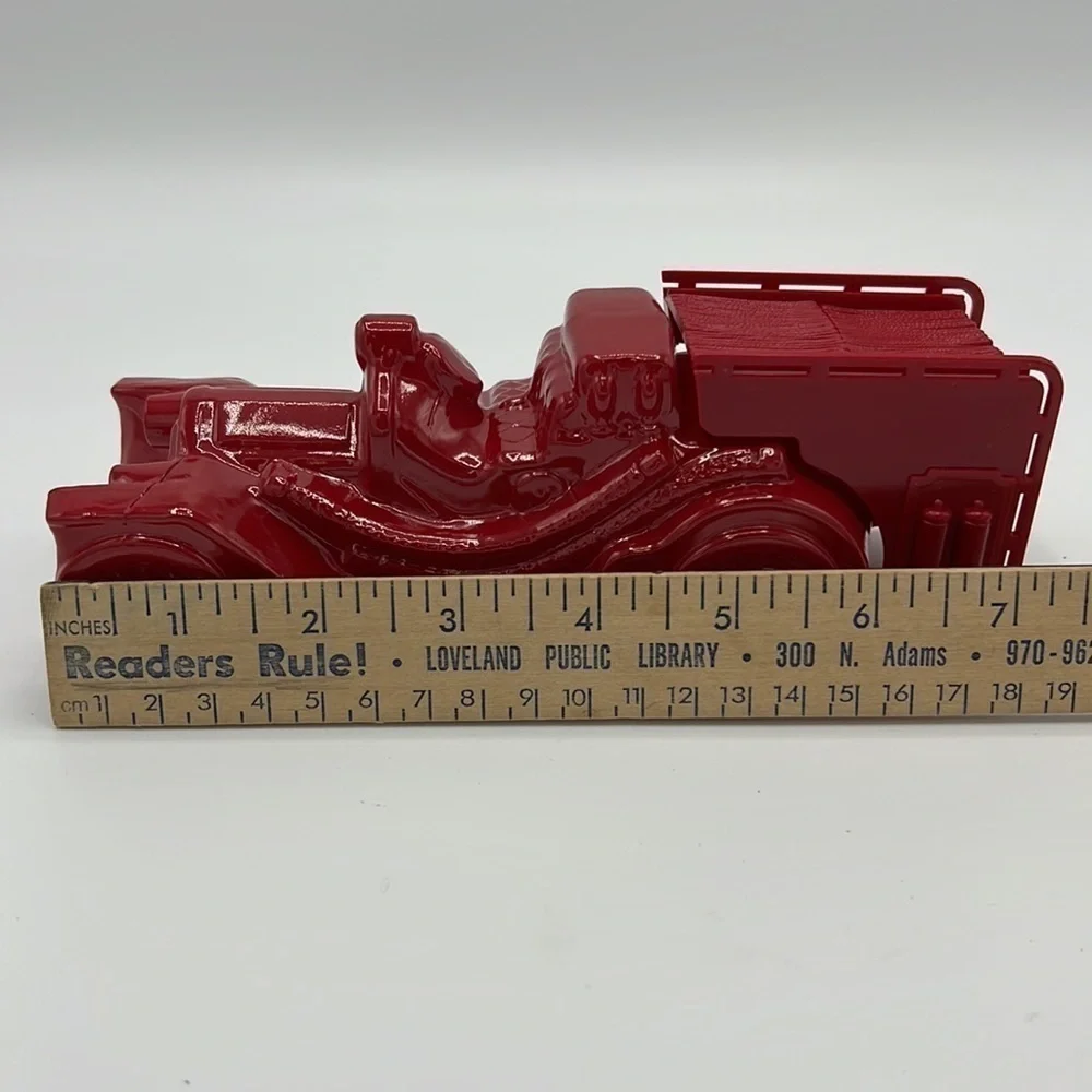 AVON FIRE FIGHTER 1910 TAI WINDS AFTER SHAVE 6 Oz VINTAGE